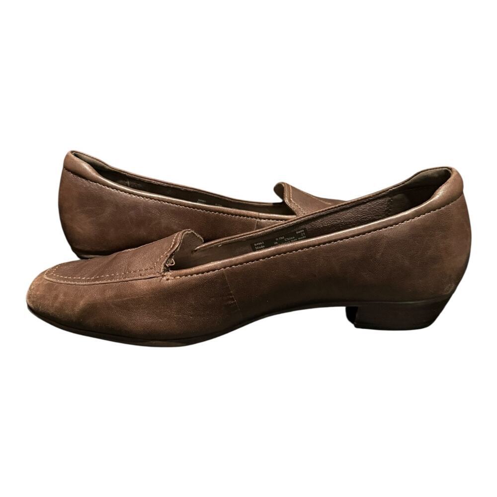 Clarks Women’s Brown Leather Loafers Comfort Slip On Shoes Size 9.5M - Picture 7 of 10